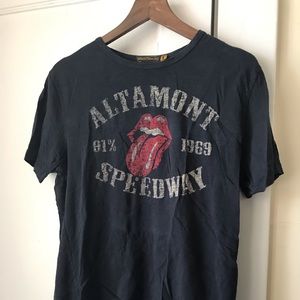 Johnson Motors Graphic T-Shirt Men’s Large